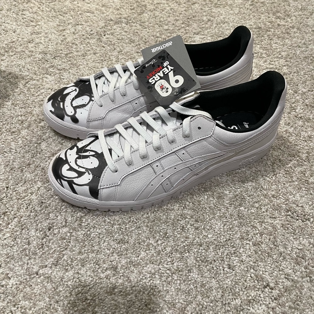 Mickey ASICS tiger low-top shoe size 12 Men’s